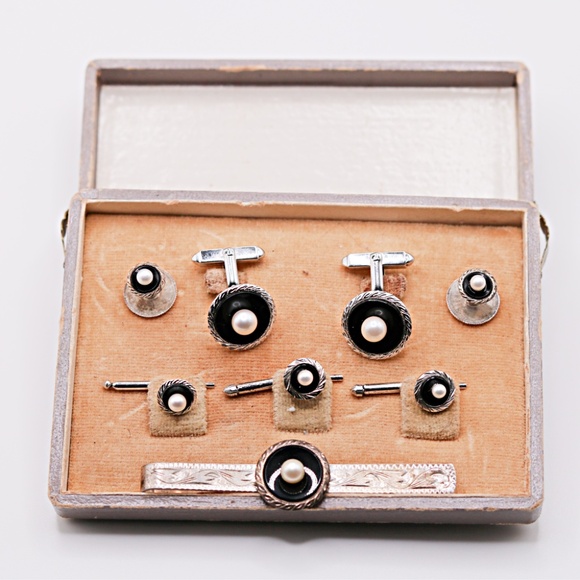 Sterling Silver  Matching  Cufflinks Studs and Tie Bar - Picture 1 of 4